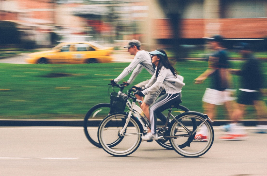Couple biking in New York